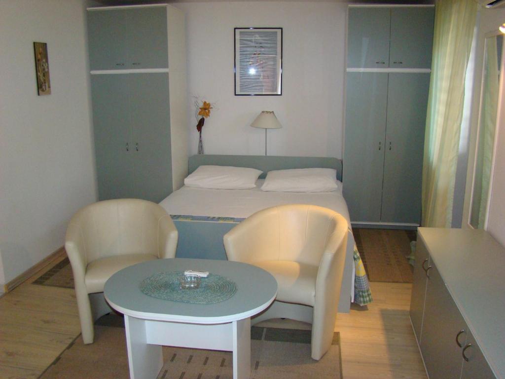 Studio Apartments Kuljis Vis Room photo